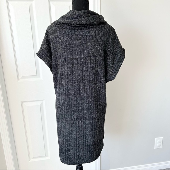 Umgee Grey Ribbed Knit Cowl Neck Lagenlook Tunic Top - Picture 3 of 14